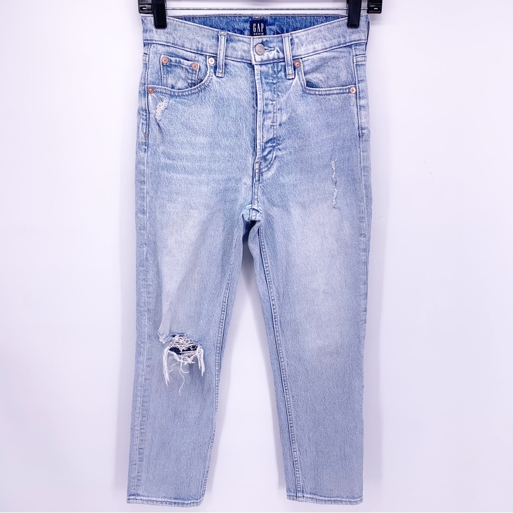 Gap Light Wash Cheeky Straight Leg Distressed Jeans Size 0/25